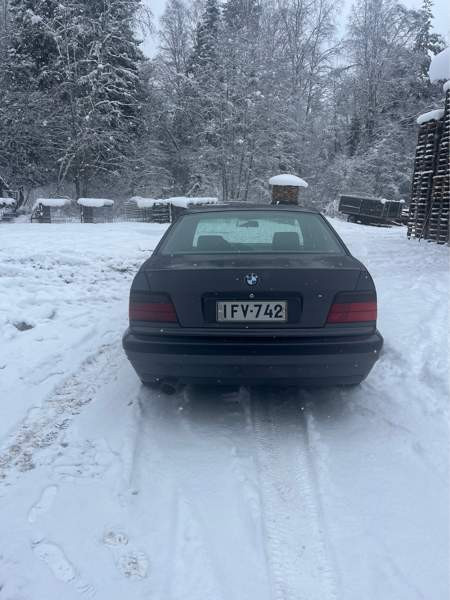 BMW 316 Asikkala - изображение 7