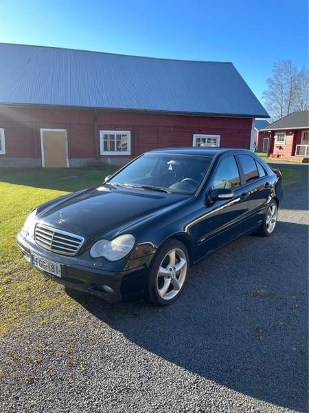 Mercedes-Benz 180 Eurajoki - изображение 1