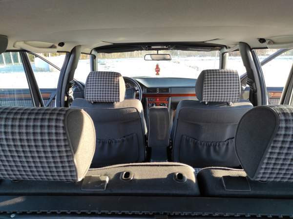 Mercedes-Benz E Taivalkoski - valokuva 8