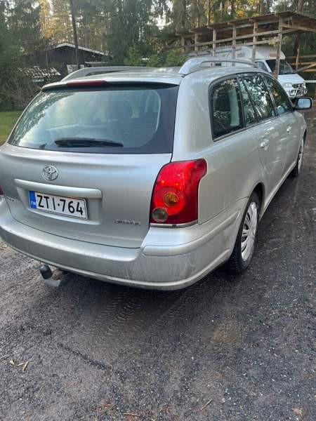 Toyota Avensis Хаукипудас - изображение 2