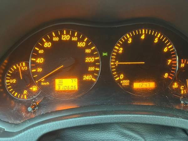 Toyota Avensis Хаукипудас - изображение 5