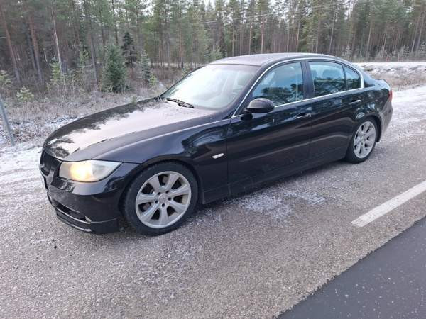 BMW 330 Kuhmo - valokuva 3