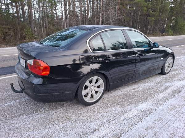 BMW 330 Kuhmo - valokuva 5