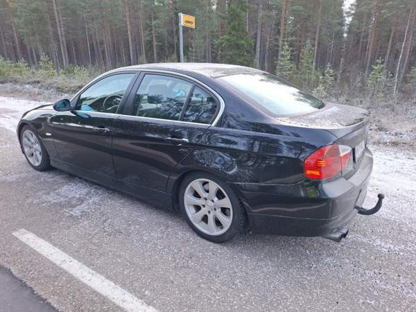 BMW 330 Kuhmo - valokuva 4