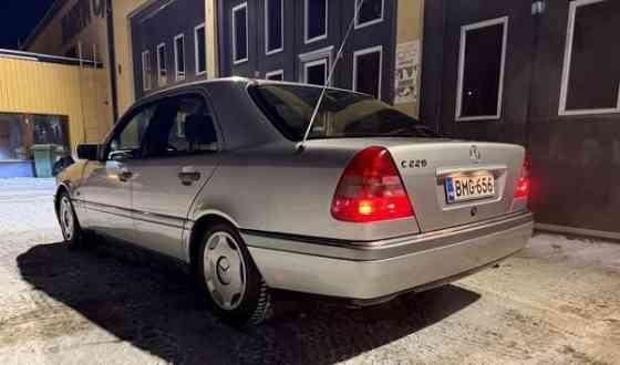 Mercedes-Benz C Рованиеми