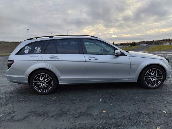 Mercedes-Benz C Турткуль - изображение 6