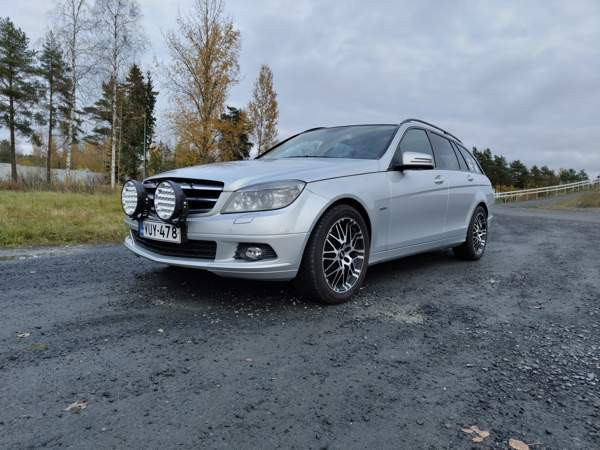 Mercedes-Benz C Турткуль - изображение 1