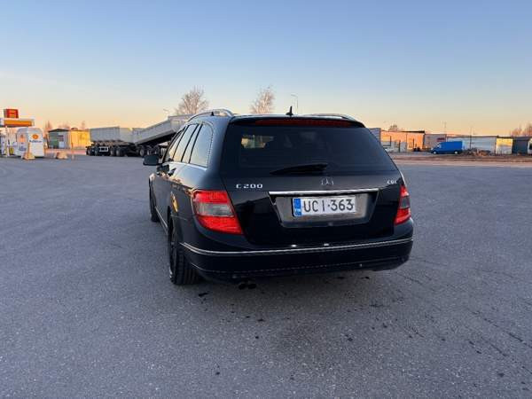 Mercedes-Benz C Сейняйоки - изображение 6