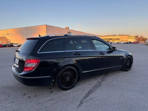 Mercedes-Benz C Сейняйоки - изображение 8