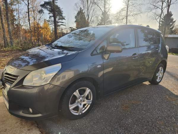 Toyota Verso Sarov - photo 1