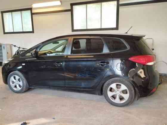 Kia Carens Kannus