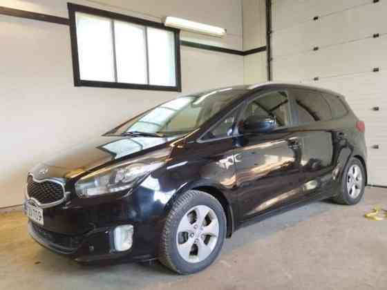 Kia Carens Kannus