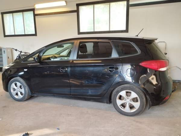 Kia Carens Kannus - valokuva 4