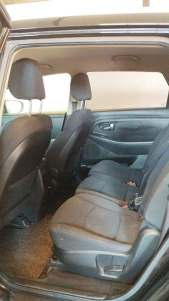 Kia Carens Kannus - valokuva 8