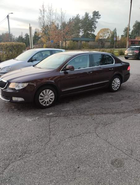 Skoda Superb Хамина - изображение 2