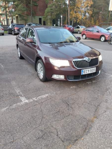 Skoda Superb Хамина - изображение 3