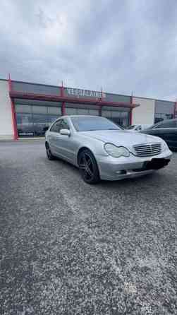 Mercedes-Benz C Коккола