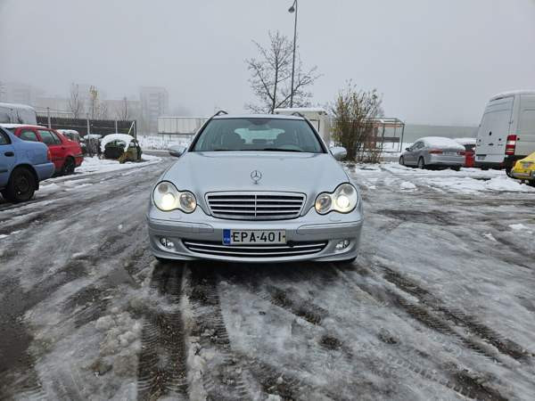 Mercedes-Benz C Глебычево - изображение 2