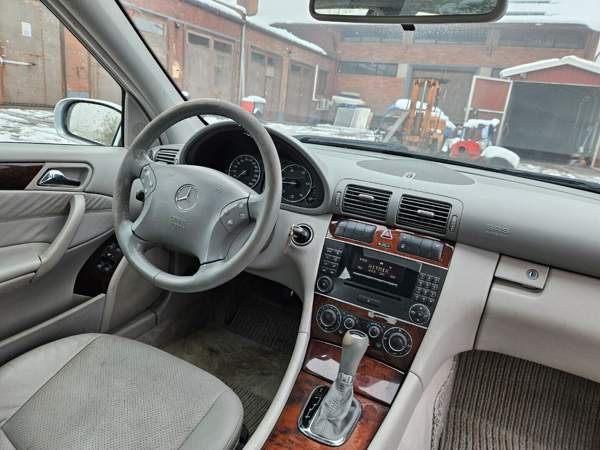 Mercedes-Benz C Глебычево - изображение 8