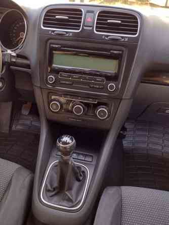 Volkswagen Golf Kolari