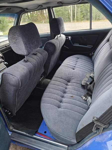 Mercedes-Benz 200 Nousiainen - valokuva 7