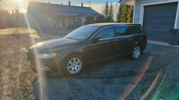Volvo V70 Iisalmi - valokuva 7