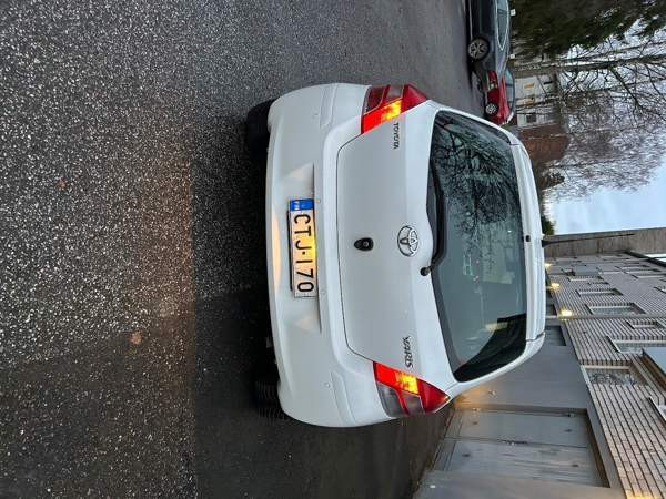 Toyota Yaris Helsinki - photo 4