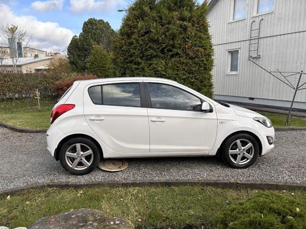 Hyundai i20 Turtkul - valokuva 8