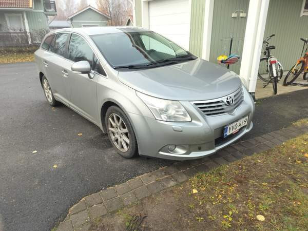 Toyota Avensis Оулу - изображение 1