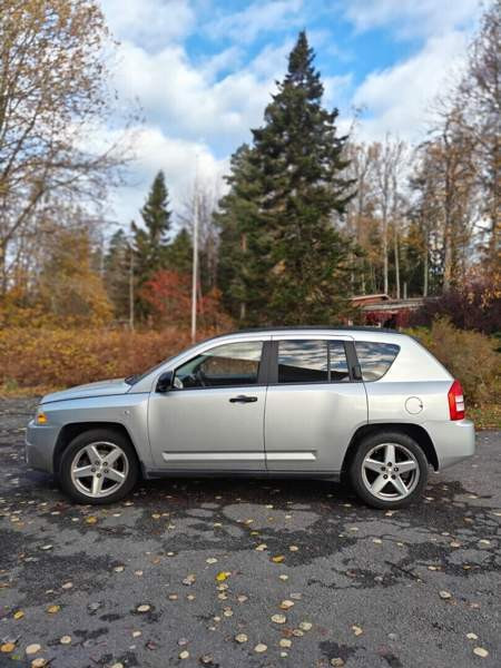 Jeep Compass Espoo - valokuva 3