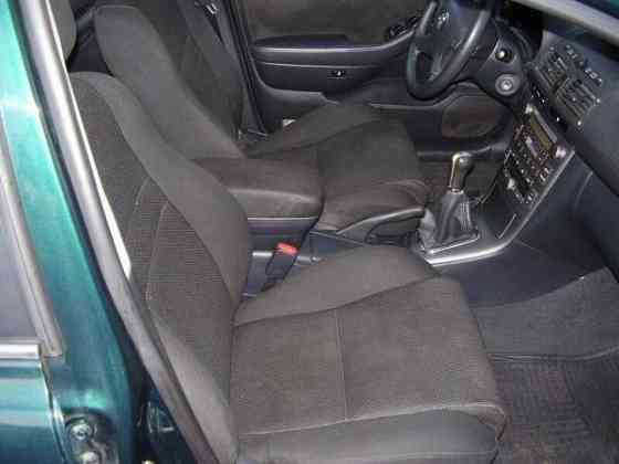 Toyota Avensis Valkeakoski