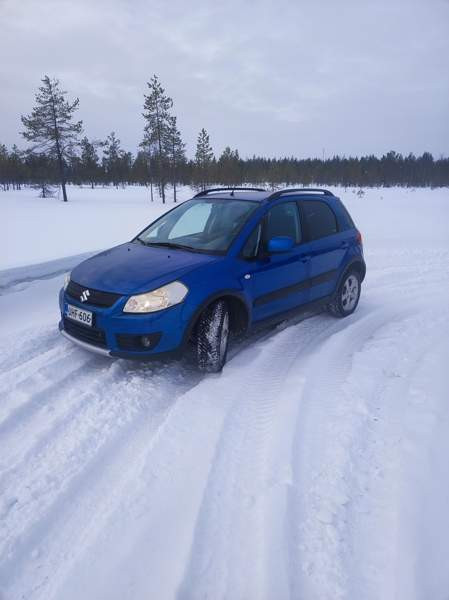 Suzuki SX4 Kuusamo - photo 1
