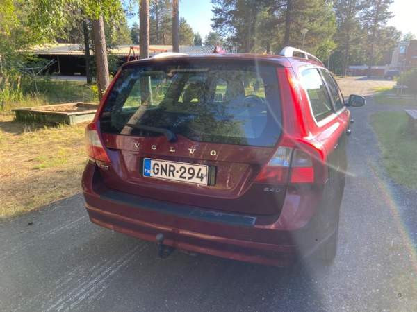 Volvo V70 Лон-ле-Сонье - изображение 3
