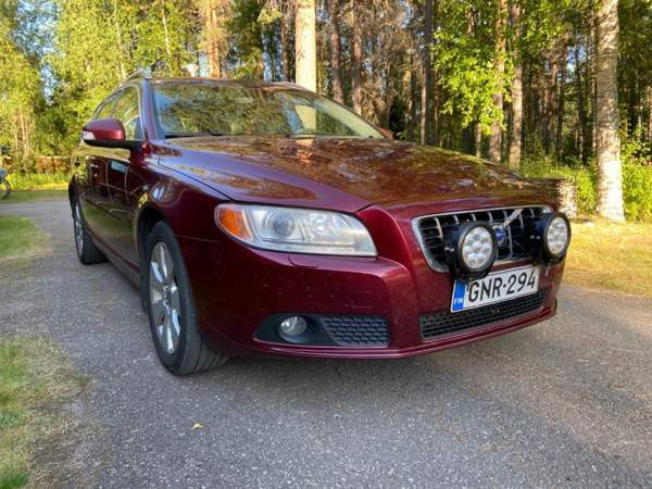 Volvo V70 Лон-ле-Сонье - изображение 2