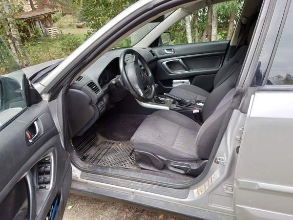 Subaru Legacy Холлола - изображение 4