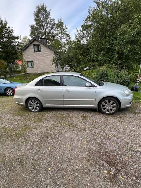 Toyota Avensis Äänekoski - photo 2