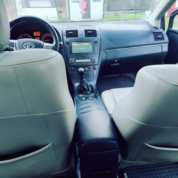 Toyota Avensis Zaporiz'ka Oblast' - valokuva 4