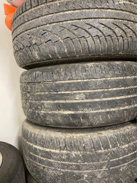 Mercedes-Benz E Liperi - изображение 8