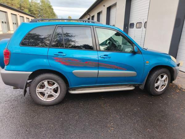 Toyota RAV4 Oulu - valokuva 1