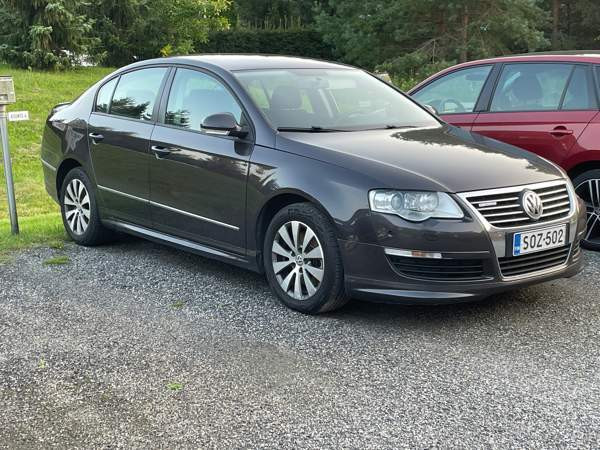 Volkswagen Passat Каарина - изображение 1