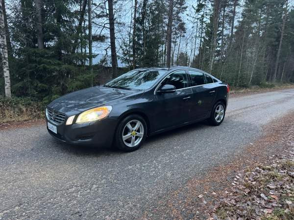 Volvo S60 Oulu - valokuva 2