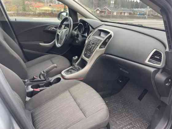 Opel Astra Vantaa