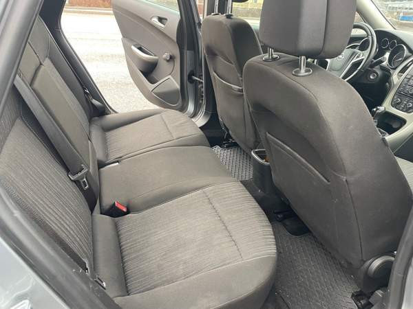 Opel Astra Vantaa - photo 8