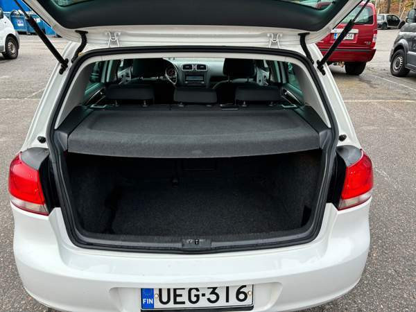 Volkswagen Golf Helsinki - valokuva 8