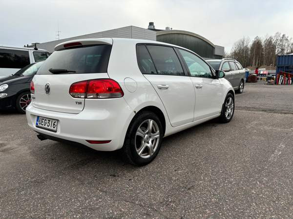 Volkswagen Golf Helsinki - valokuva 5