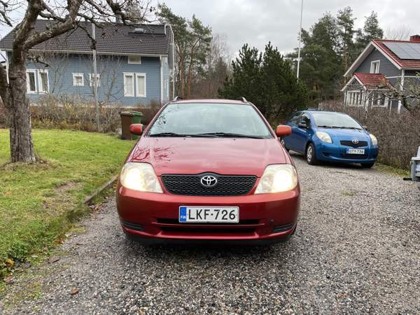 Toyota Corolla Turtkul - valokuva 2