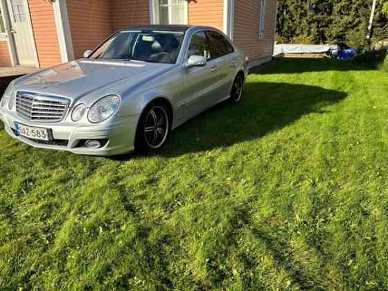 Mercedes-Benz E Raahe