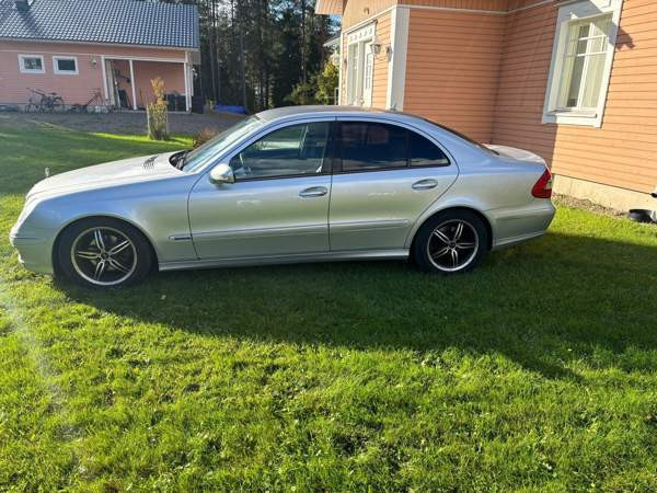 Mercedes-Benz E Рахе - изображение 6