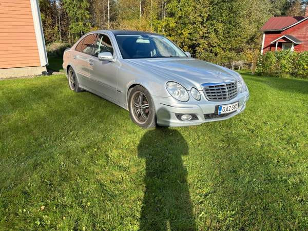 Mercedes-Benz E Рахе - изображение 3
