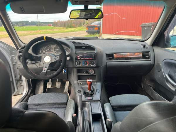 BMW 318 Parkano - изображение 7